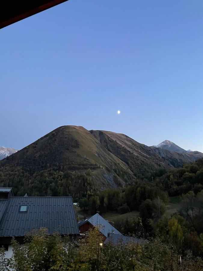 Saint-Sorlin-dʼArves Appartement Plein Sud Cosy 6 Personnes Tres Bien Equipe ,Vue Splendide, Terrasse, Spacieux,Bien Situe, Randonnees,Ski מראה חיצוני תמונה